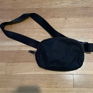 Black Lululemon Belt Bag